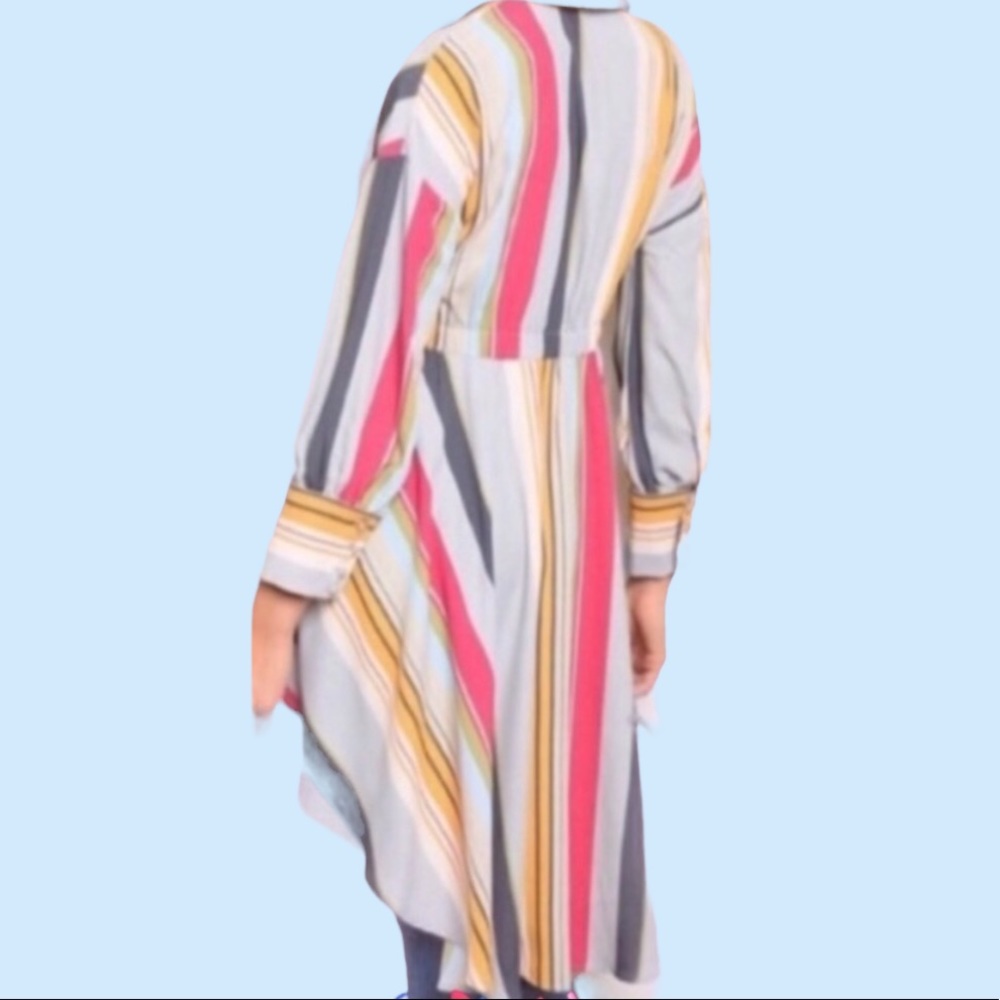 Retro Gray Multi Color Stripe High Low Detailed Top - Picture 2 of 9